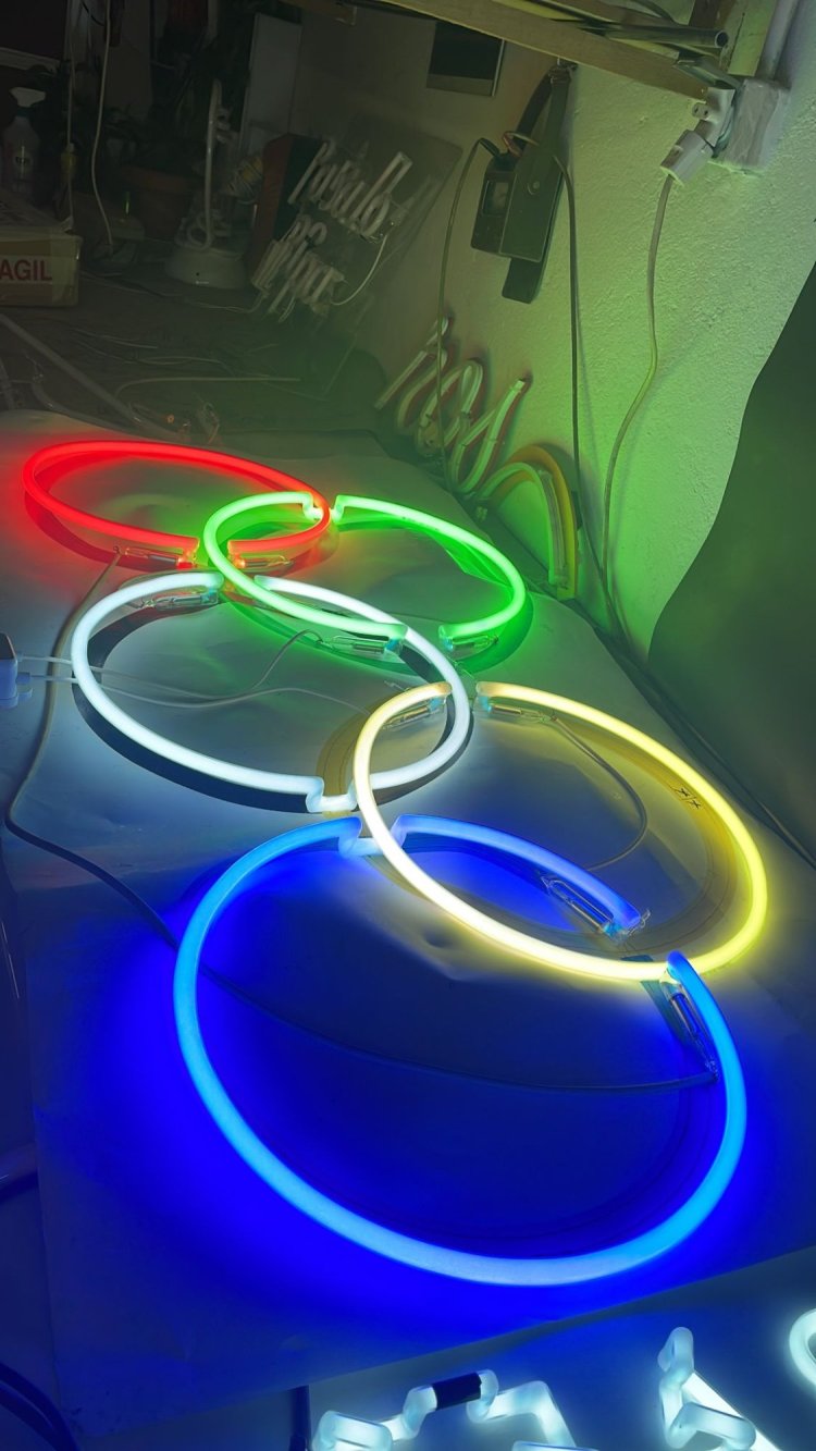 Neonlab